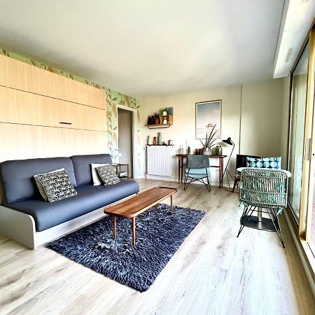 Beau Studio Terrasse Vue Jardin - A 2 Pas De La Mer Довиль Экстерьер фото